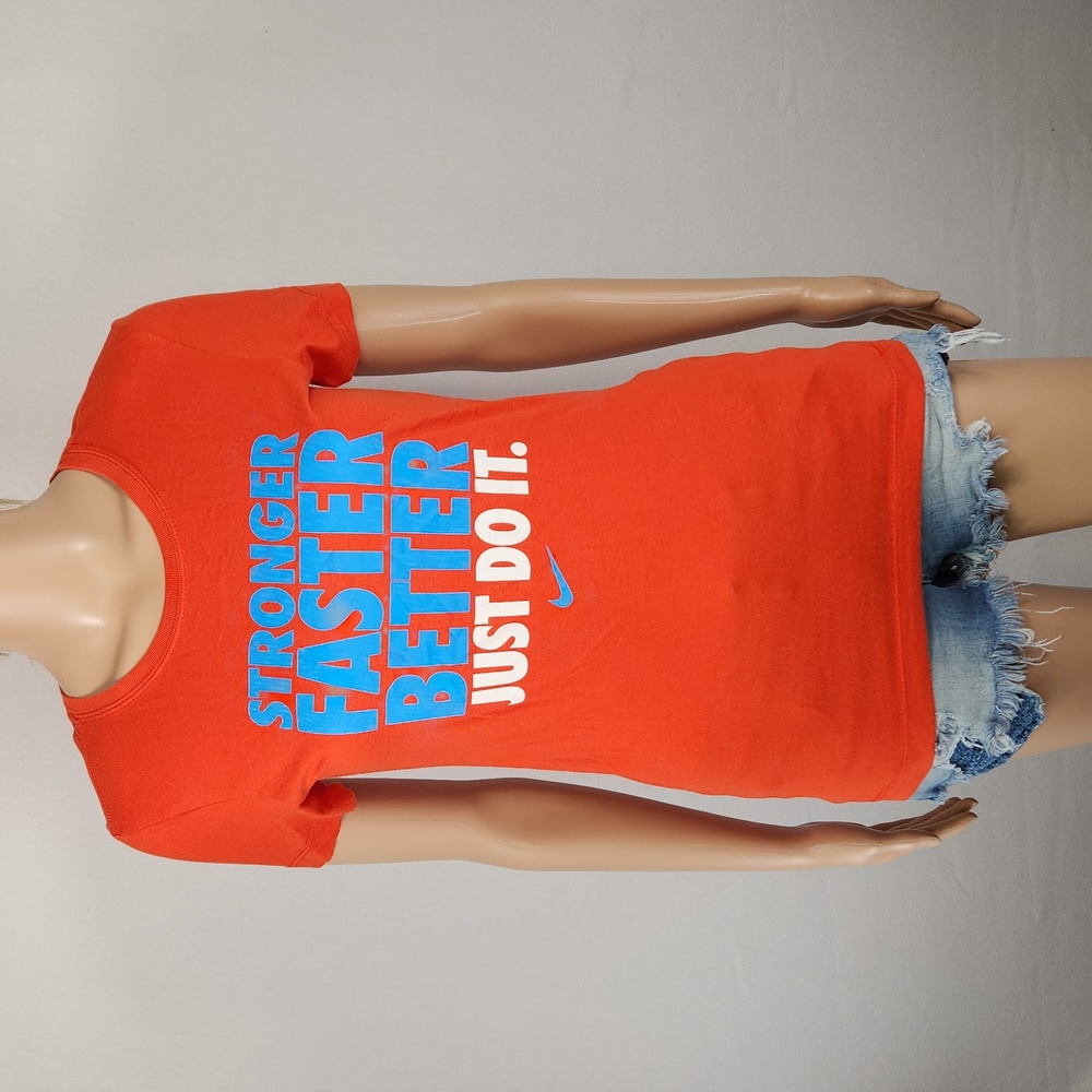 NIKE Slim Fit Size S, Stronger, Faster, Better, Just Do It. Logo tee